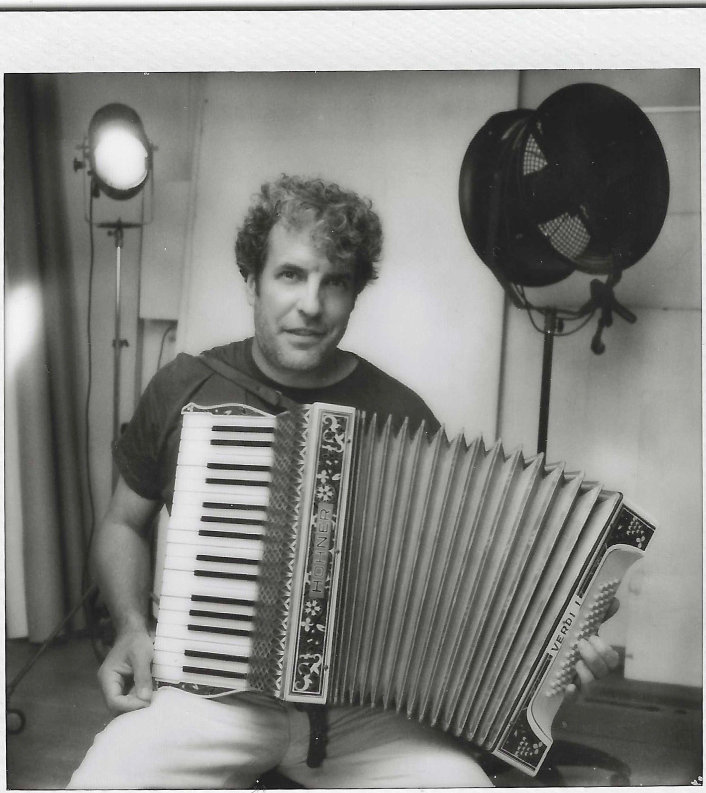 Scopy à l'accordéon, portrait argentique